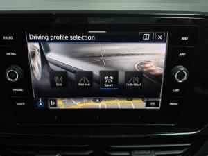 Volkswagen T-Roc 2.0TSI 4Motion Design - Image 7