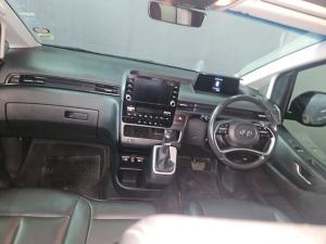 Hyundai Staria 2.2D Executive 9-seater - Image 11