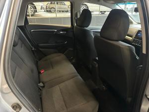 Honda WR-V 1.2 Elegance - Image 11