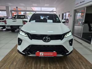 Toyota Fortuner 2.8GD-6 48V VX - Image 3