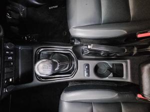 Toyota Hilux 2.8GD-6 double cab 4x4 Legend manual - Image 9