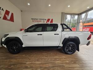Toyota Hilux 2.8GD-6 double cab 4x4 Legend manual - Image 17