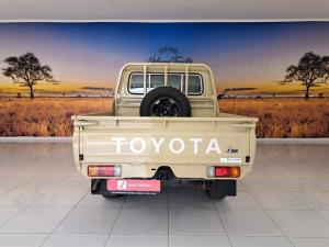 Toyota Land Cruiser 79 2.8GD-6 double cab - Image 5