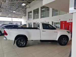 Toyota Hilux 2.8GD-6 single cab 4x4 Raider auto - Image 3