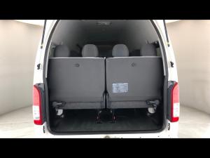 Toyota Hiace 2.5D-4D bus 14-seater GL - Image 18