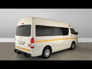 Toyota Hiace 2.5D-4D bus 14-seater GL - Image 2