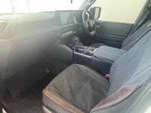 Toyota Land Cruiser Prado 2.8GD TX - Image 6