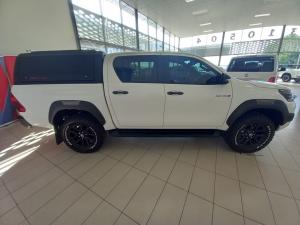 Toyota Hilux 2.8GD-6 double cab Legend auto - Image 3