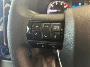 Toyota Hilux 2.4GD-6 double cab 4x4 Raider auto - Image 9