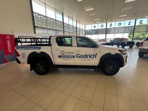 Toyota Hilux 2.4GD-6 double cab 4x4 Raider auto - Image 3