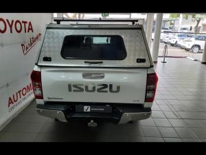 Isuzu D-Max 300 3.0TD Extended cab LX auto - Image 4