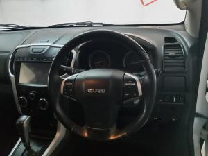Isuzu D-Max 300 3.0TD Extended cab LX auto - Image 7