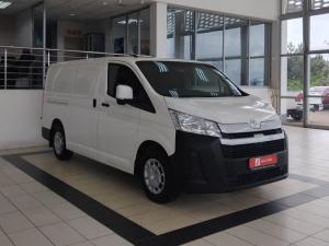 Toyota Quantum 2.8 LWB panel van - Image 1