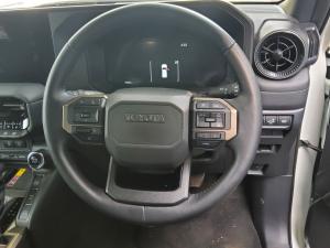 Toyota Land Cruiser Prado 2.8GD VX-R - Image 8