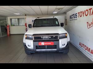 Toyota Land Cruiser Prado 2.8GD VX-R - Image 4
