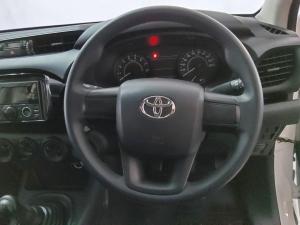 Toyota Hilux 2.0 single cab S (aircon) - Image 6