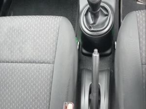 Toyota Vitz 1.0 - Image 10