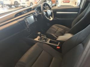 Toyota Hilux 2.4 GD-6 Raider 4X4 automaticD/C - Image 7