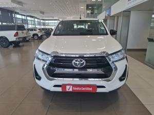 Toyota Hilux 2.4 GD-6 Raider X 4X4 automaticD/C - Image 4