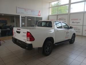 Toyota Hilux 2.4 GD-6 RB Raider automaticD/C - Image 2