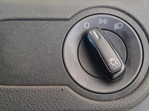 Volkswagen Polo Vivo 1.4 Trendline - Image 9