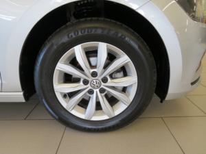 Volkswagen Polo 1.0 TSI Comfortline DSG - Image 21