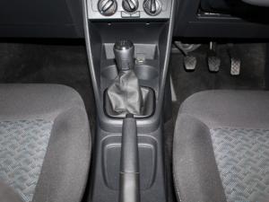 Volkswagen Polo Vivo 1.4 Life - Image 14
