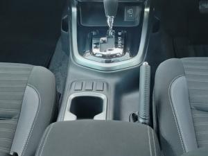 Nissan Navara 2.5D LE 4X2 automatic D/C - Image 13