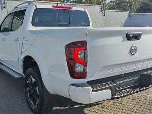 Nissan Navara 2.5D LE 4X2 automatic D/C - Image 23