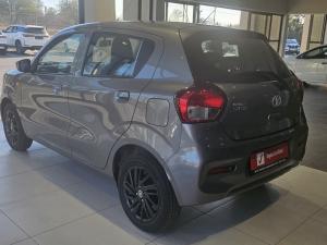 Toyota Vitz 1.0 XR - Image 11