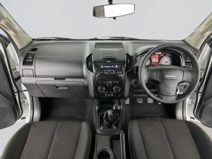 Isuzu D-MAX 250 HO HI-RIDE D/C - Image 11