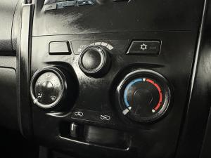 Isuzu D-MAX 250 HO HI-RIDE D/C - Image 9