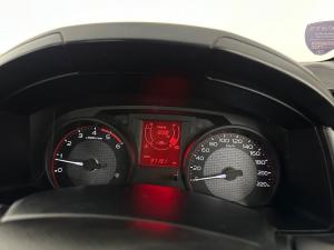 Isuzu D-MAX 250 HO HI-RIDE D/C - Image 13