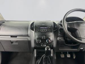Isuzu D-MAX 250 HO HI-RIDE D/C - Image 12