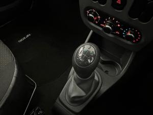 Nissan NP200 1.6 Safety PackS/C - Image 12