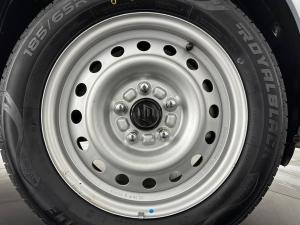 Suzuki Ertiga 1.5 GA - Image 19