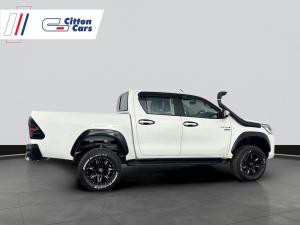 Toyota Hilux 2.8 GD-6 Raider 4X4 automaticD/C - Image 5
