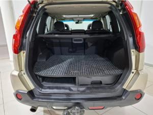 Nissan X-Trail 2.5 4x4 LE CVT - Image 5