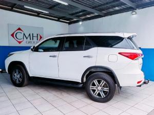 Toyota Fortuner 2.4GD-6 auto - Image 3