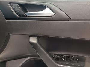 Volkswagen Polo hatch 1.0TSI - Image 15