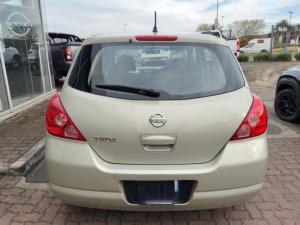 Nissan Tiida hatch 1.6 Visia+ - Image 4