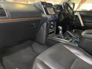 Toyota Land Cruiser Prado 3.0DT VX-L - Image 10