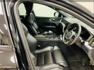 Volvo XC60 D5 AWD R-Design - Image 9