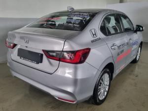 Honda Amaze 1.2 Trend - Image 3