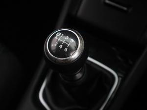 Toyota Corolla Quest 1.8 Plus manual - Image 18