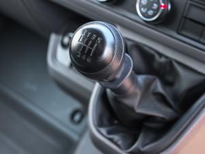 Volkswagen Crafter 35 2.0TDi MWB 103KWP/V - Image 6