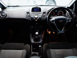 Ford Fiesta ST - Image 17