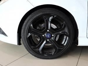 Ford Fiesta ST - Image 18