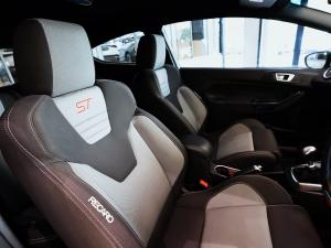 Ford Fiesta ST - Image 19