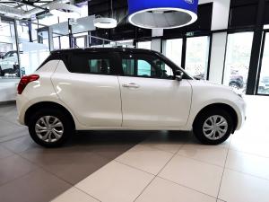Suzuki Swift 1.2 GL - Image 13